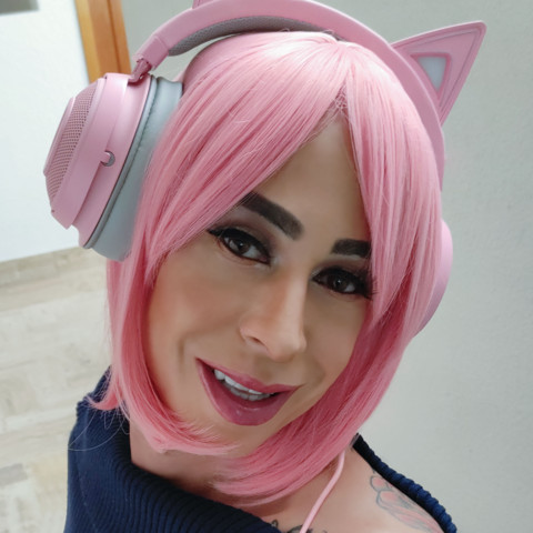 Alexandra Miret