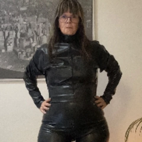 DomLadyMia