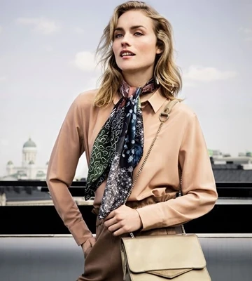 Nienke Van Hofslot