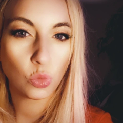 LuxuriousLily