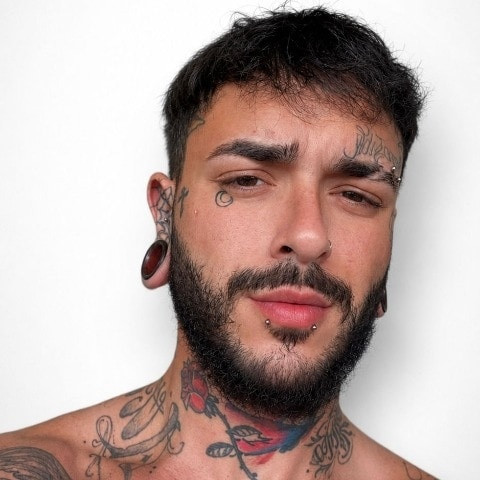 LucasZyra