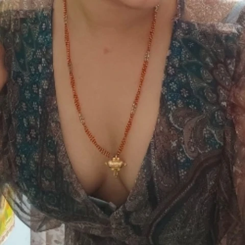 Roxy Janvi