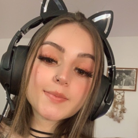 Alicia_Hall1
