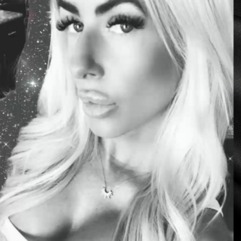 blondiluvsanal