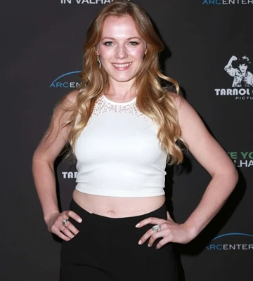 Emma Bell