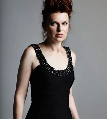 Sandra Bernhard