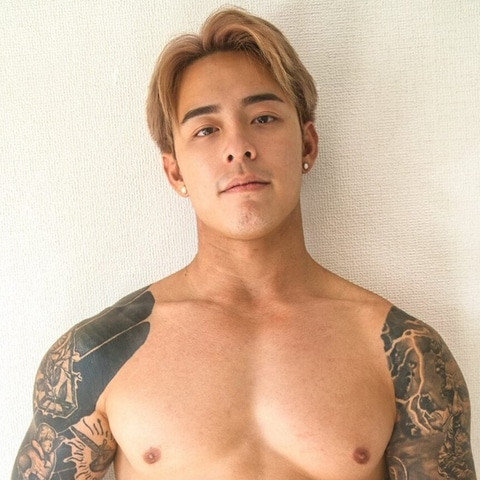 Titus Low