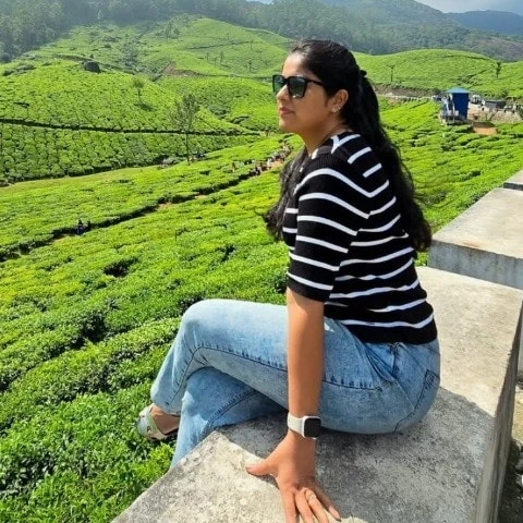 Priya loshini
