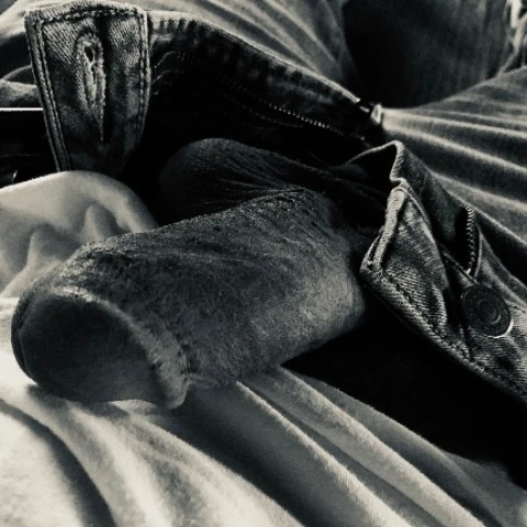Littlehandstrokher