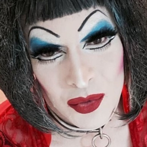 SlutDebraTG