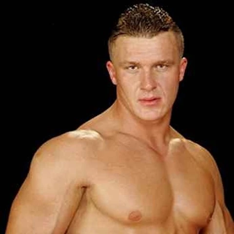 Eric Flower (Josef)