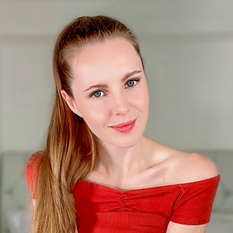 Elena Ross