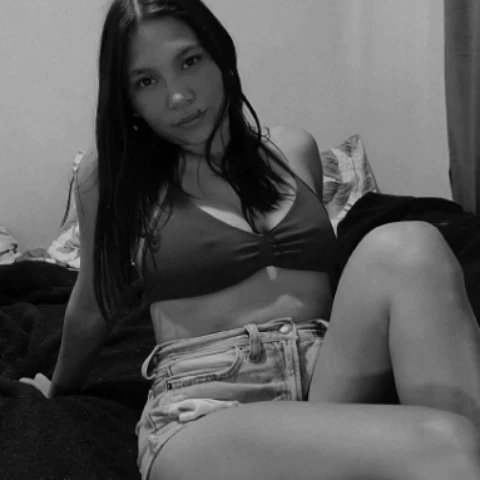 Kika Hot