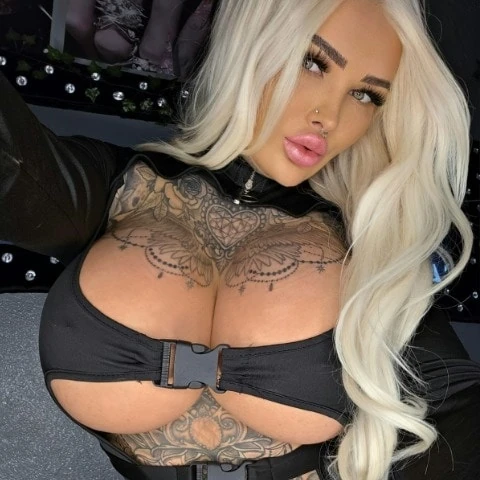 Mila Elaine
