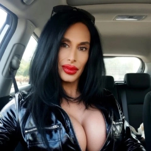 Cleo Noir 